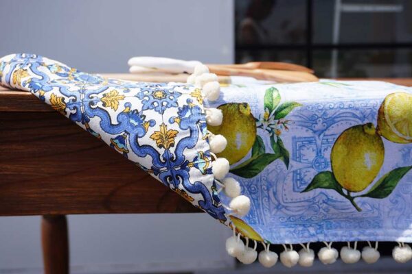 Limones con azulejo